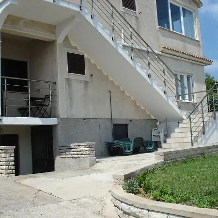 Vojna Apartment